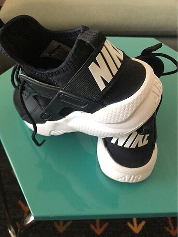 36 Beden siyah Renk Nike Air Huarache Spor Ayakkabı