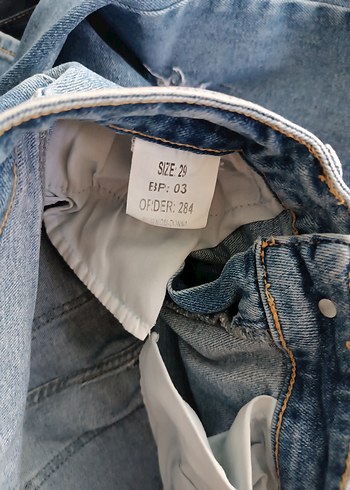 29 Beden mavi Renk Kadın Mavi Denim Yırtık Kot Pantolon
