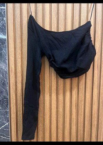 Zara Tek Kollu Drapeli Siyah Mini Bluz M beden - Görsel 4