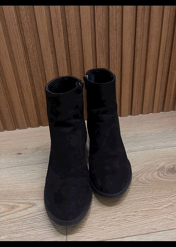 Siyah Süet fermuarlı Kadın Bot 39 - Görsel 2