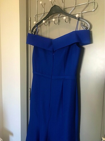 Saks mavisi yırtmaçlı abiye - Görsel 5