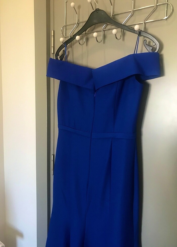 Saks mavisi yırtmaçlı abiye - Görsel 5