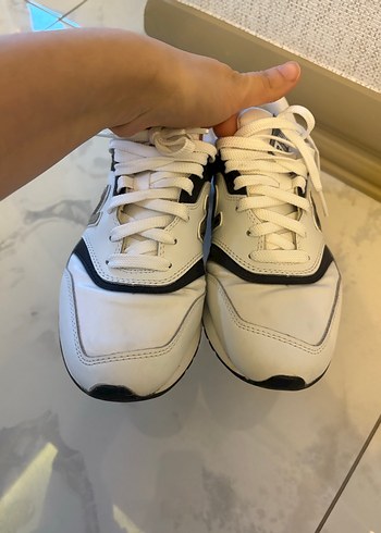 Beyaz New Balance Spor Ayakkabı - Görsel 6