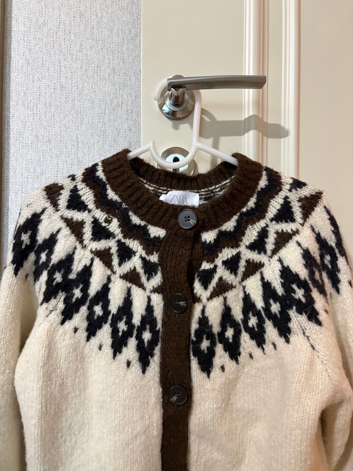 Kahverengi Desenli Örgü Kadın Hırka - Görsel 3