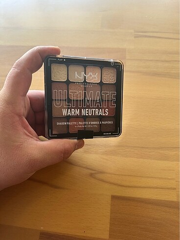  Beden NYX PROFESSİONAL MAKEUP GÖZ FAR PALETİ