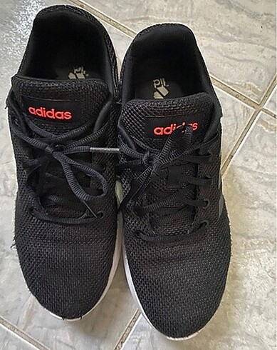 Adidas ayakkabı