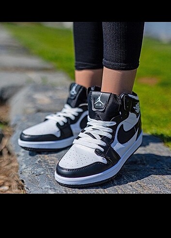 42 Beden #nike#adidas#columbia#yenisezon#sporayakkabi#erkekgiyim#kadingiy