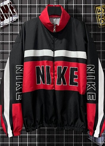 Nike #adidas#nike#yagmurluk#mango#zara#yağmurluk#rüzgarlık#mont#bot#s
