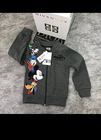 #sweatshirt#kazak#sporgiyim#converse#nike#adidas#columbia#yenise