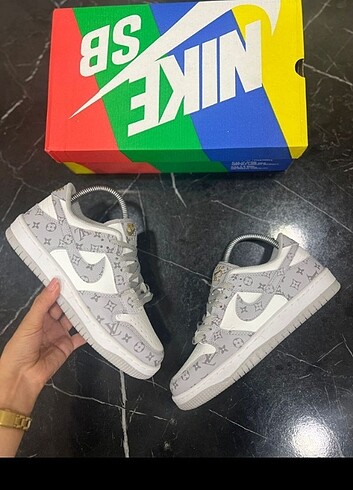 Nike dunk yeni sezon 36 37 38 39 40 nolar mevcut 