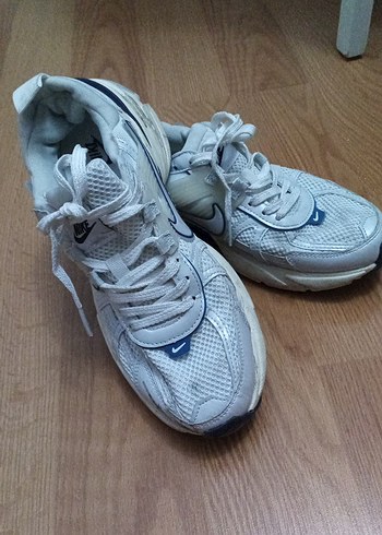 Beyaz Bağcıklı Kadın Spor Ayakkabı - Görsel 2