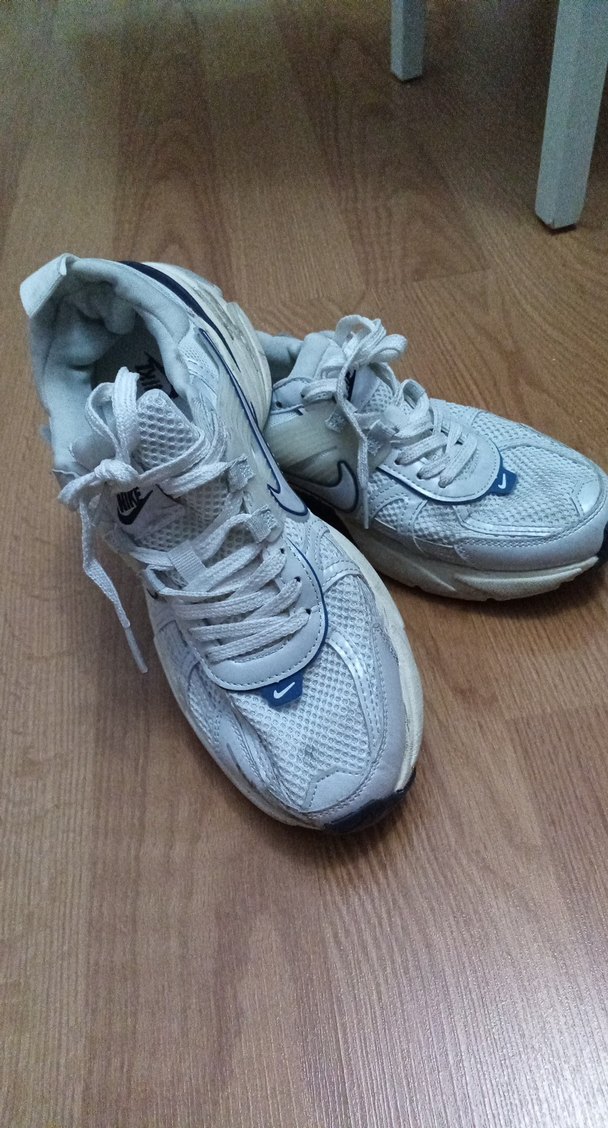 Beyaz Bağcıklı Kadın Spor Ayakkabı - Görsel 2