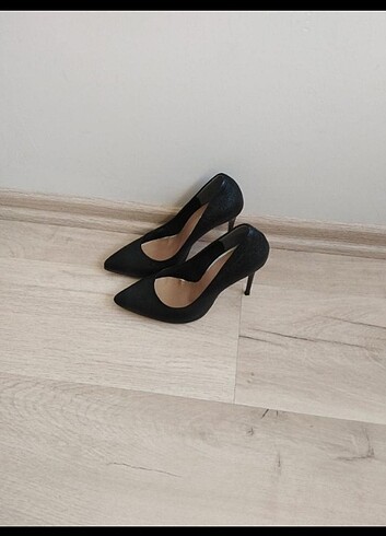 37 Beden stiletto topuklu ayakkabı