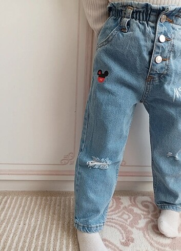 Zara Yeni sezon ? Mickey Jean 