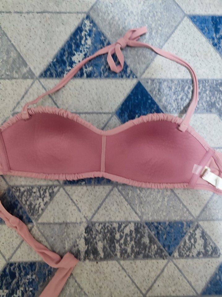 Pembe Drapeli İp Askılı Bikini Üstü - Görsel 2