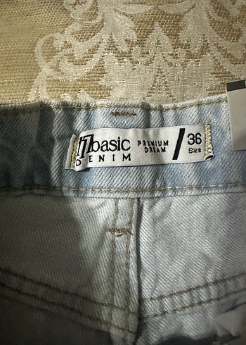 36 Beden Kadın Gri Mini Denim Şort 36 40 beden var