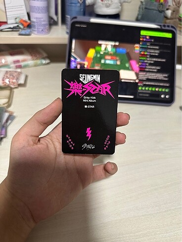 Beden Renk seungmin rockstar straykids pc satış