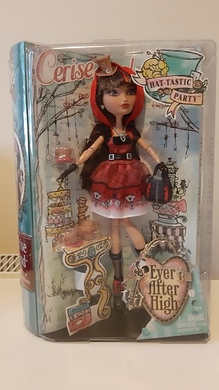 Ever After High Cerise Hood 