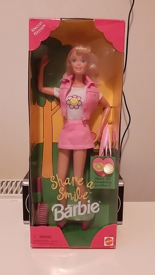 Barbie Share a Smile 