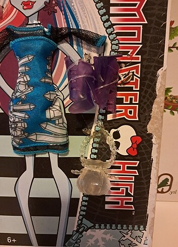 Beden Monster High Abbey Bominable Kıyafet