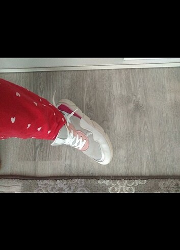 Spor ayakkabi 