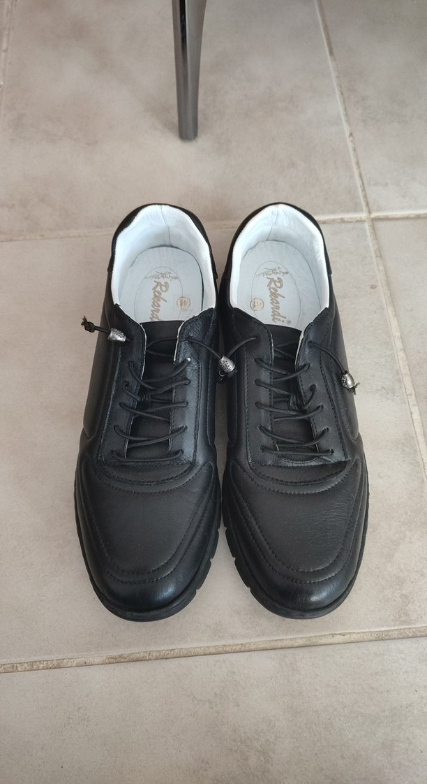 Parlak Siyah Minimalist Erkek Bağcıklar - Görsel 3