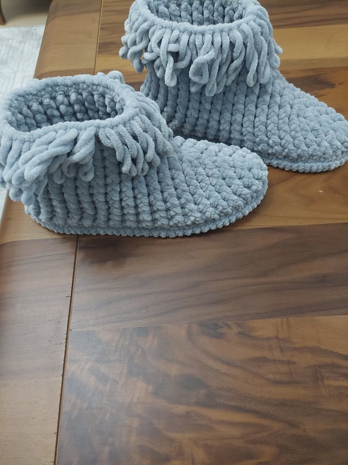 Bohem Gri Kız Örgü Sıcak Ev Terliği - Görsel 4