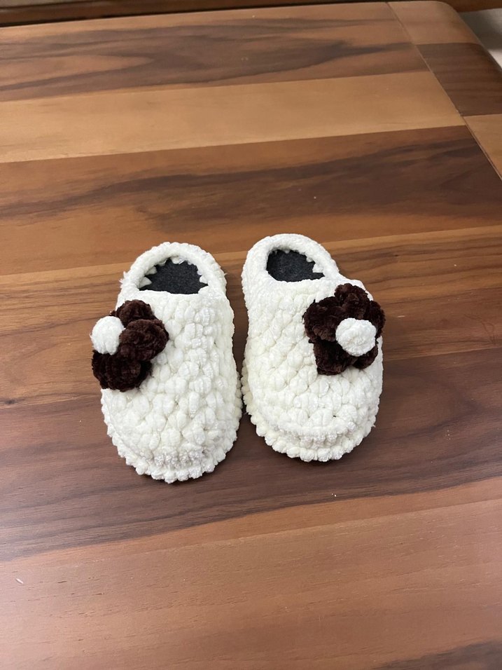 Nakışlı Beyaz Örgü çocuk Terlik - Görsel 2