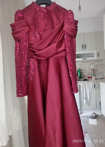 38 Beden Bordo İşlemeli Uzun Abiye Elbise