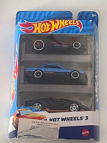R31 iceren Hotwheels seti