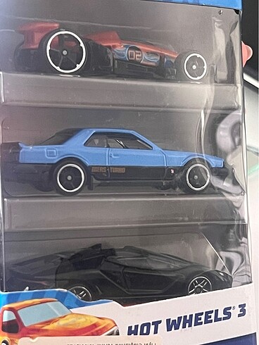 R31 iceren Hotwheels seti