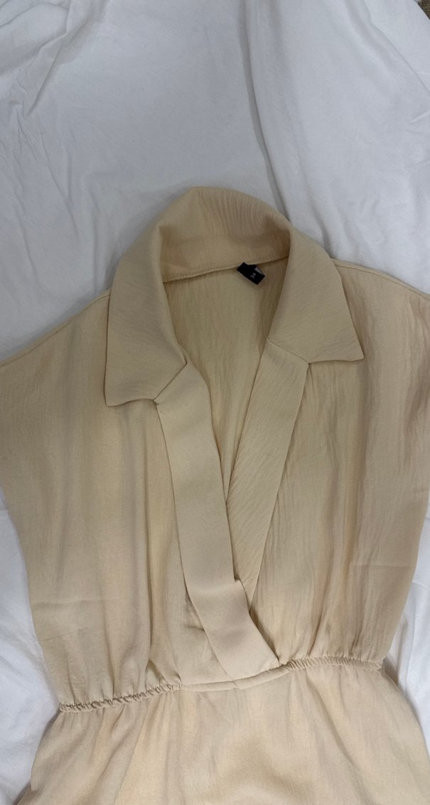 Bej V Yakalı Kolsuz Uzun Elbise - Görsel 2