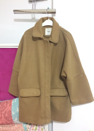 Mango camel S beden mont