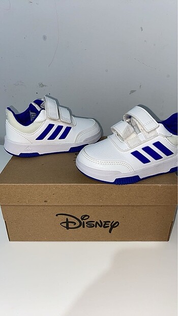 Erkek çocuk Adidas ayakkabı