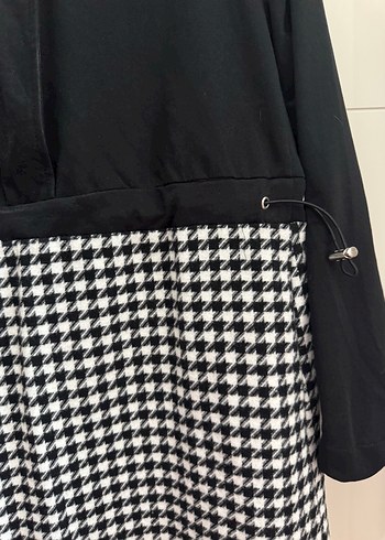 Siyah Kapüşonlu Midi Kadın elbise - Görsel 3