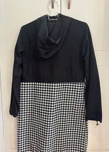 Siyah Kapüşonlu Midi Kadın elbise - Görsel 2