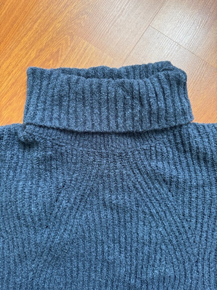 Gri Triko Boğazlı Kadın Kazak - Görsel 4