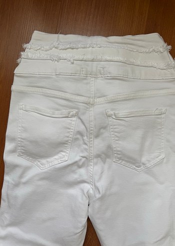 Kadın Beyaz Pamuklu Normal Kesim Jean - Görsel 3