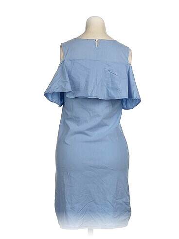 s Beden PreLoved Kısa Elbise %70 İndirimli.