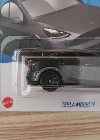  Beden Tesla Model Y
