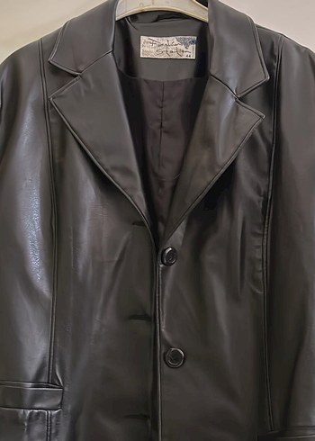 Düğmeli Siyah Deri Kadın Ceket - Görsel 4