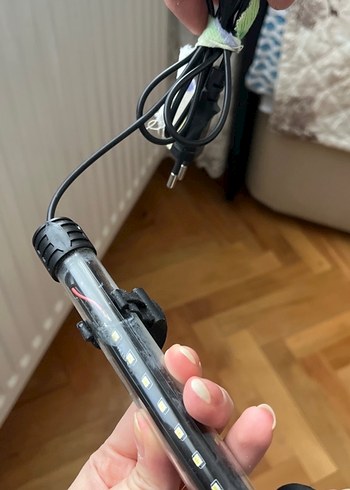  Beden Akvaryum Isıtıcı Siyah Renkli