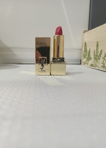Yves Saint Laurent orjinal ruj
