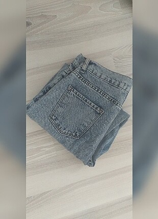 Mom jeans