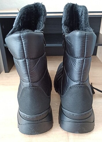 Kadin bot - Görsel 7