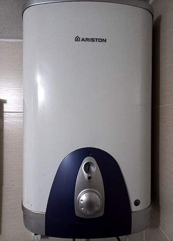 Ariston 65 litre termosifon - Görsel 4