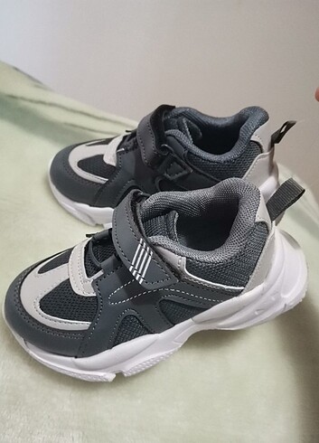 lcw erkek çocuk spor ayakkabı 25 numara  - Görsel 3