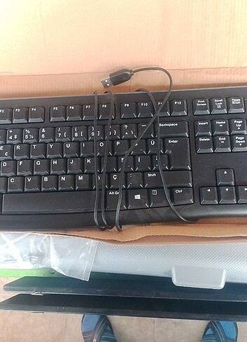 Logitech klavye