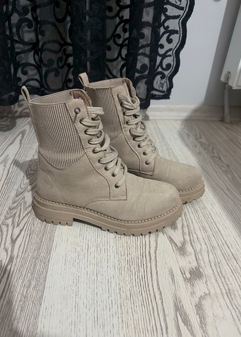 Bej Süet Platform Topuklu Kadın Bot - Görsel 2