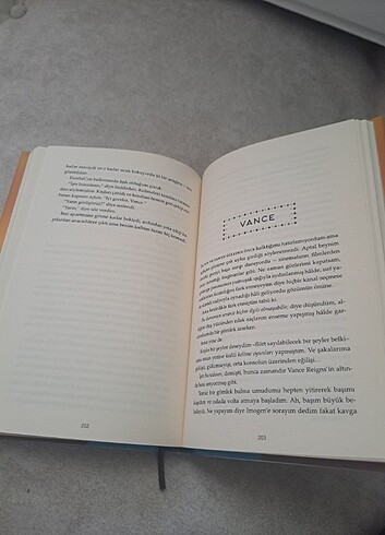  Beden Kitap kurdu ve çirkin 